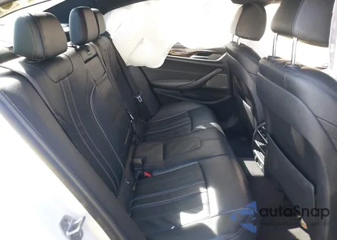 2018 BMW 530E Iperformance z USA, uszkodzony, nr VIN WBAJA9C59JB034308